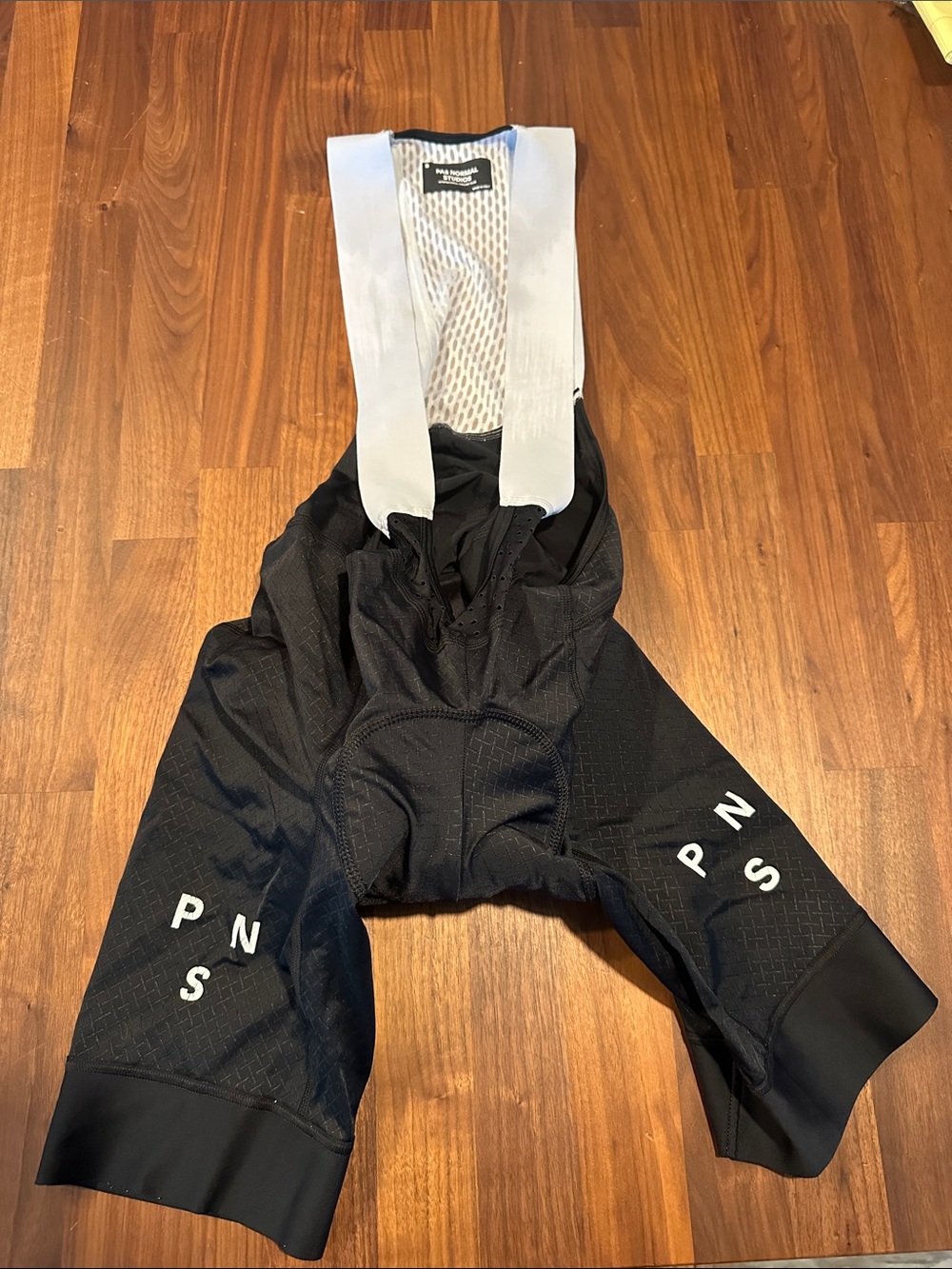 Men pas normal studios mechanism bibs size small black